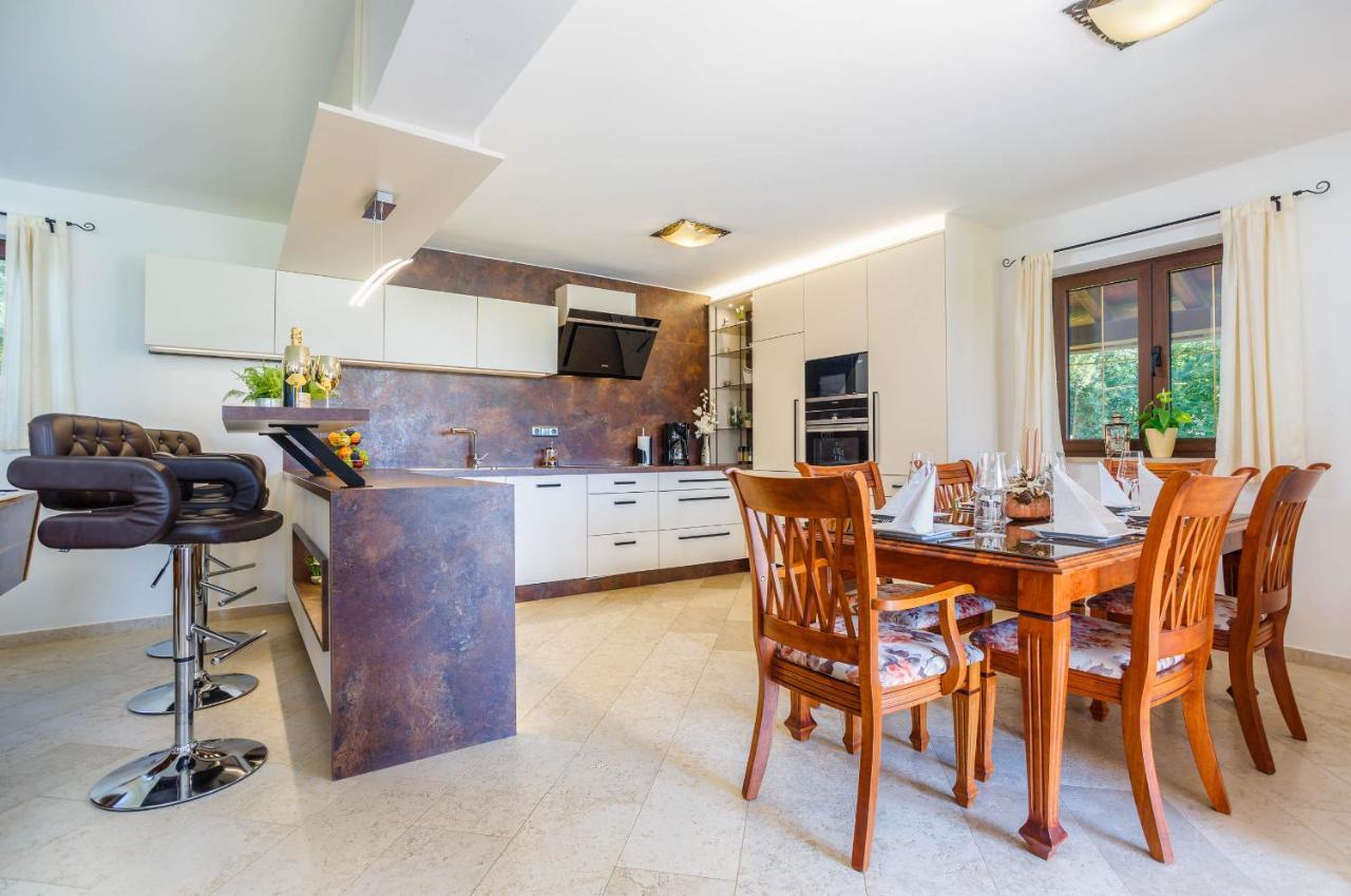 Villa Kamenica Kras Экстерьер фото